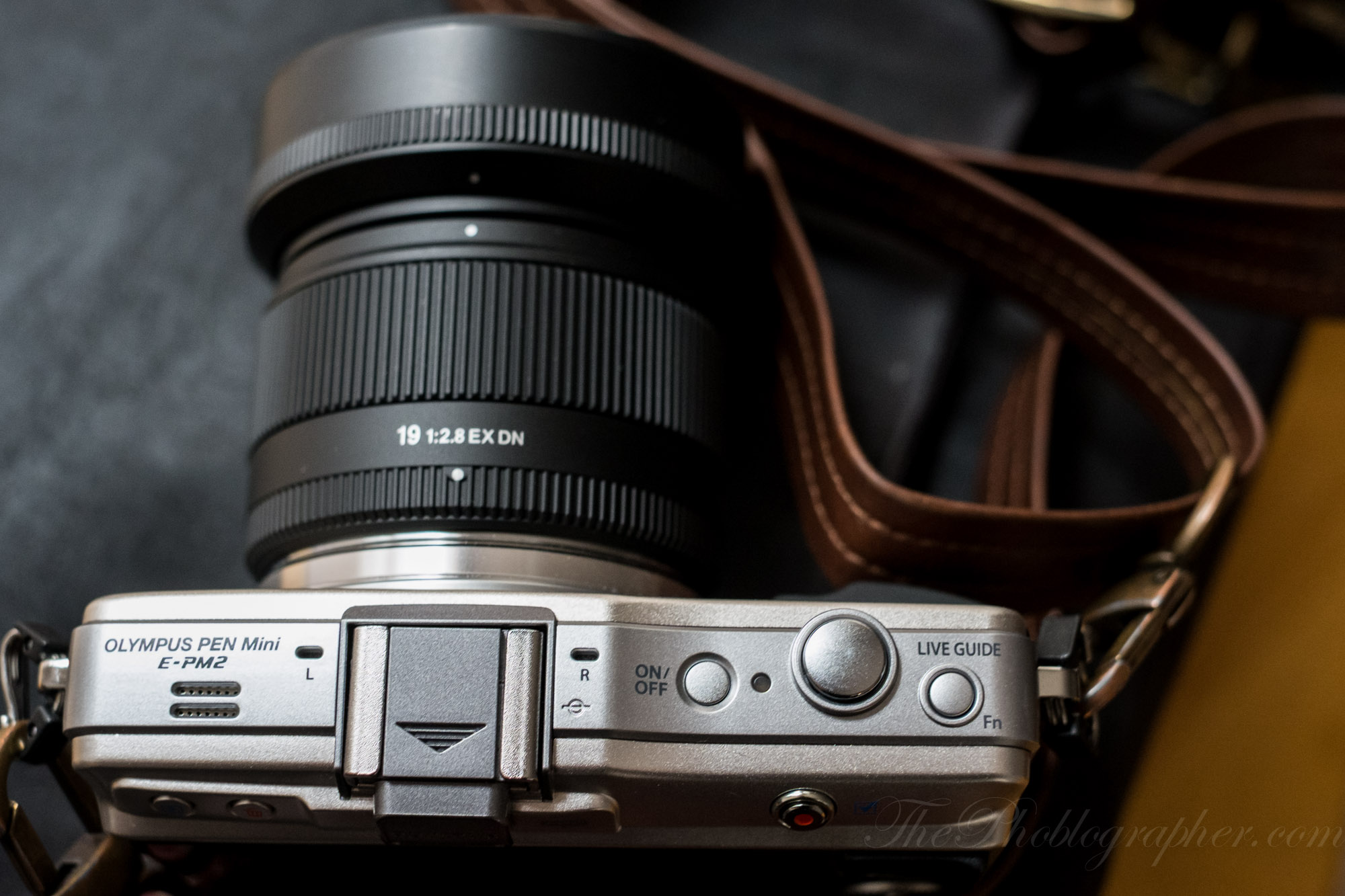Review: Olympus E-PM2 Is Small, Speedy, And Sleek, But Its UI is Not