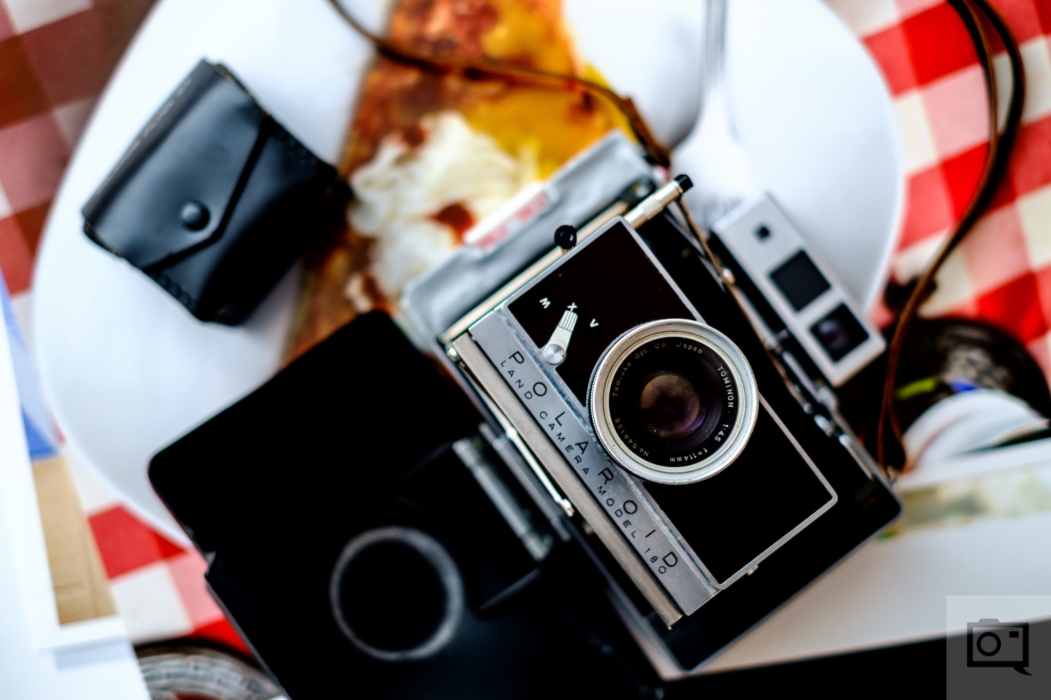 Stemmen roltrap compileren Vintage Camera Review: Polaroid Land Camera 180