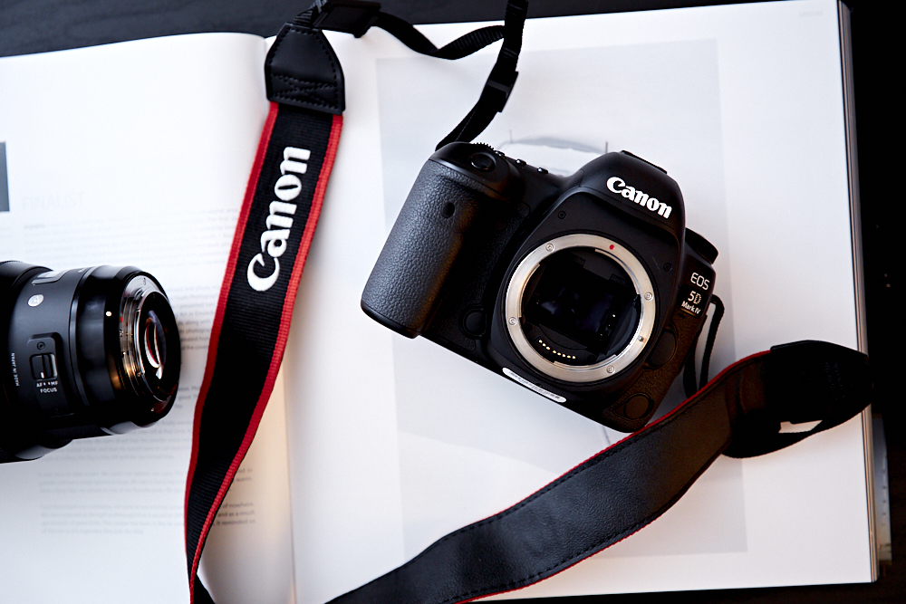 chris-gampat-the-phoblographer-canon-5d-mk-iv-review-product-images-35mm-f2-8-iso-400-1-60s35canoncanon-eos-6d-ef16-35mm-f-2-8l-iii-usm-3