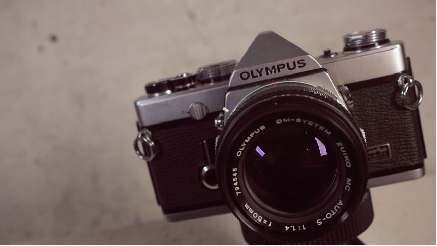Olympus OM-1 MD - Appareil photo reflex argentique 35 mm