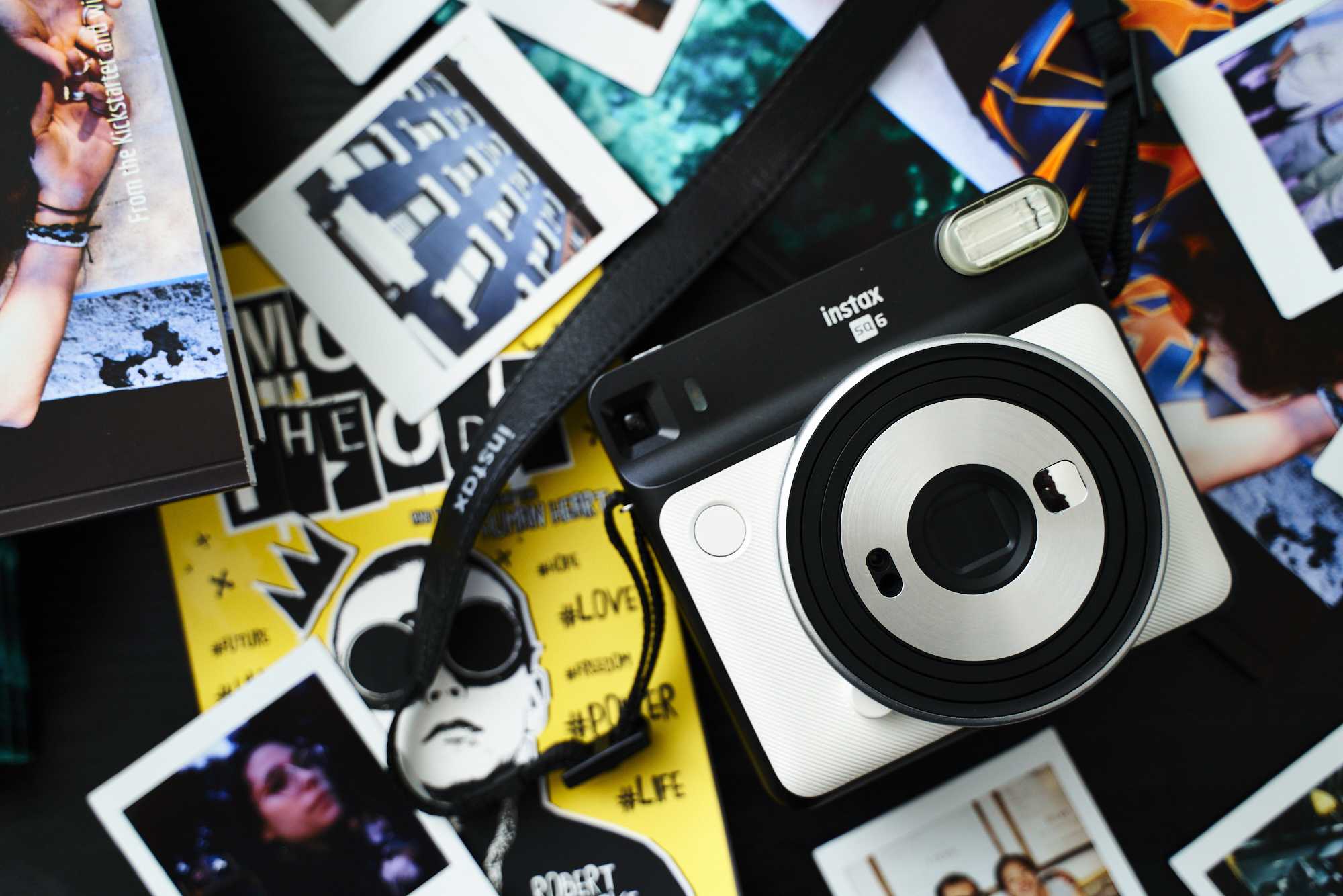 Expert review of the Fujifilm Instax SQ6 - Coolblue - anything for a smile