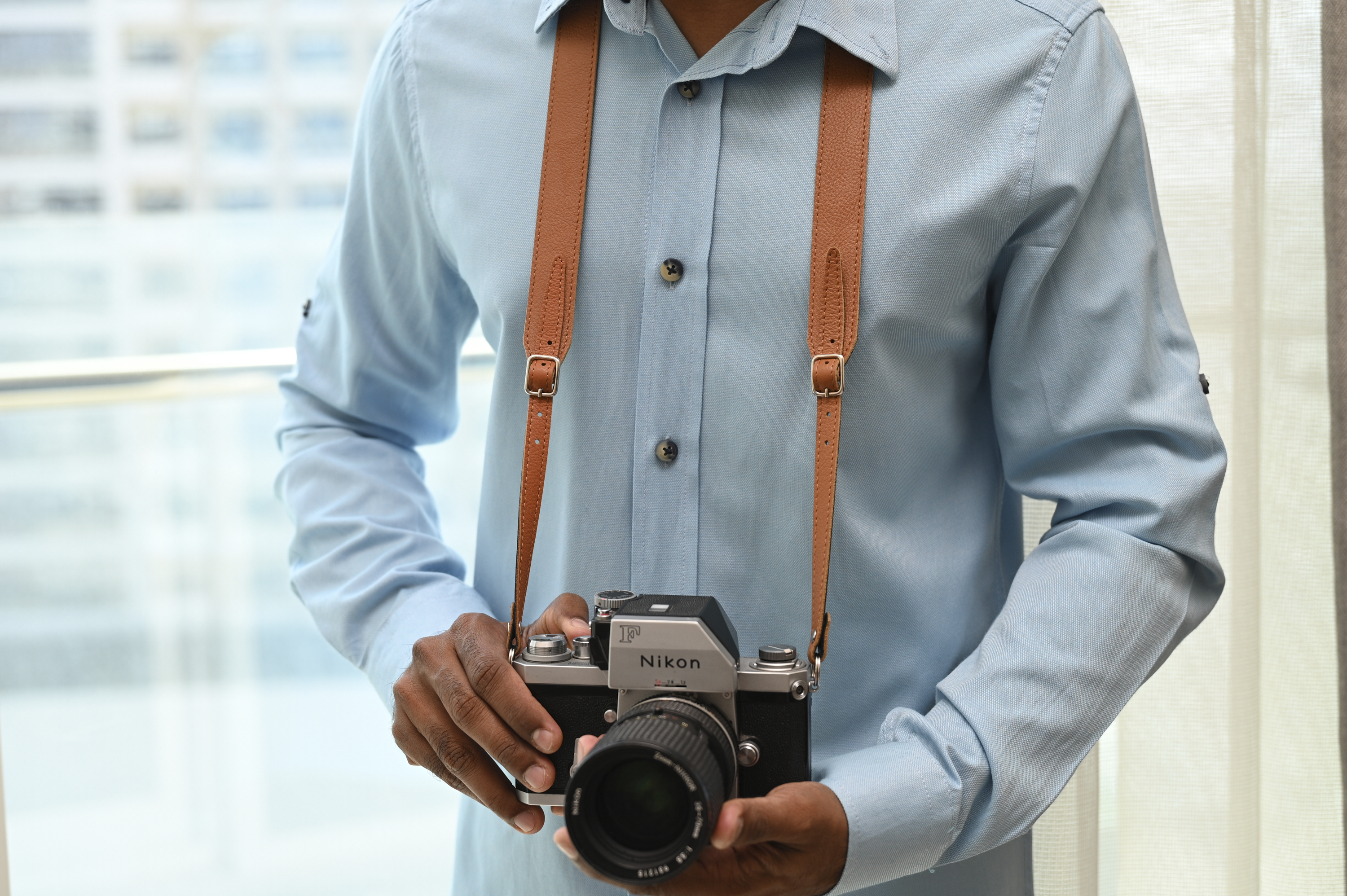 Big Chest, Small Waist : Digital Photography Review