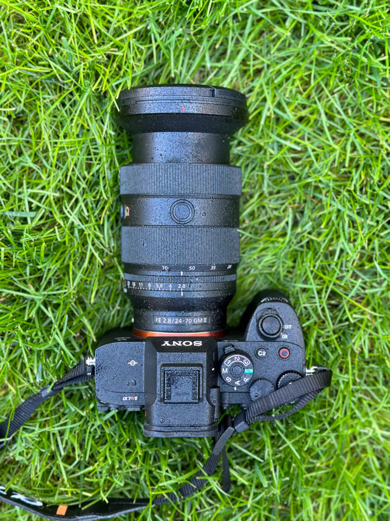 Sony's A7R V camera is a technical triumph, so why is using it such a pain?  - The Verge