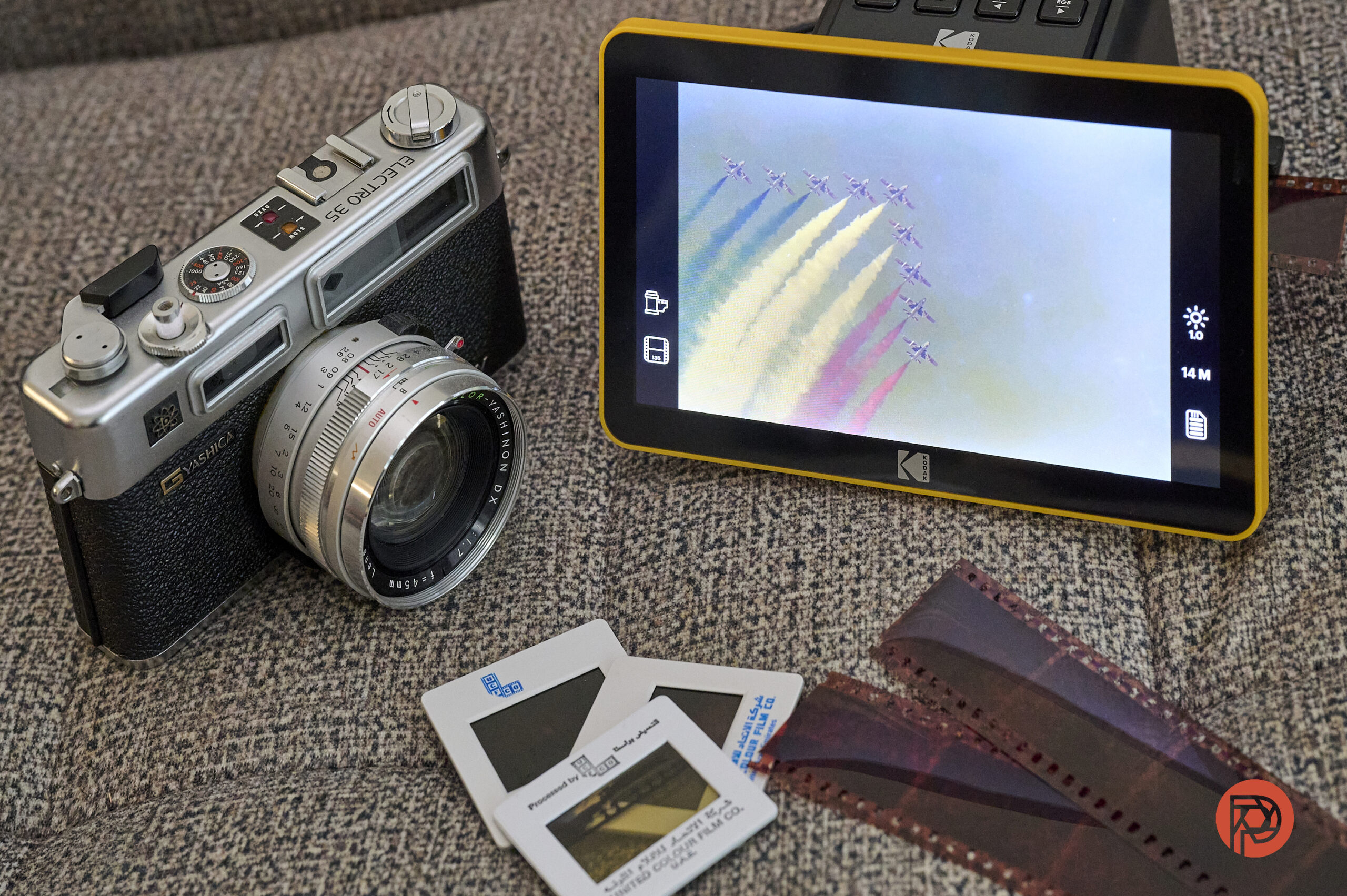 KODAK Slide N SCAN Film and Slide Scanner with Large 5” LCD Screen, Convert Color & B&W Negatives & Slides 35mm, 126, 110 Film N