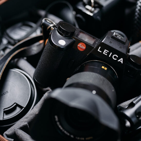 Chris Gampat The Phoblographer Leica SL3 product images review 2.51-60s400